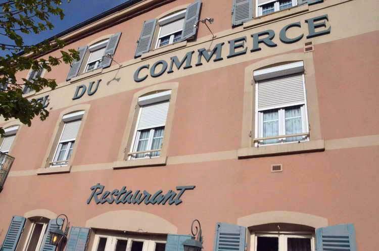 Hotel Du Commerce Pont-de-Vaux Luaran gambar